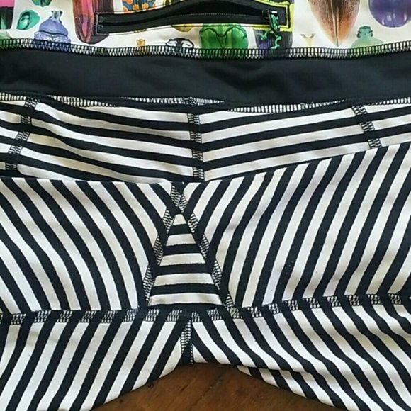 Lululemon Seawheeze Run Inspire Crop Bugs - Picture 3 of 5